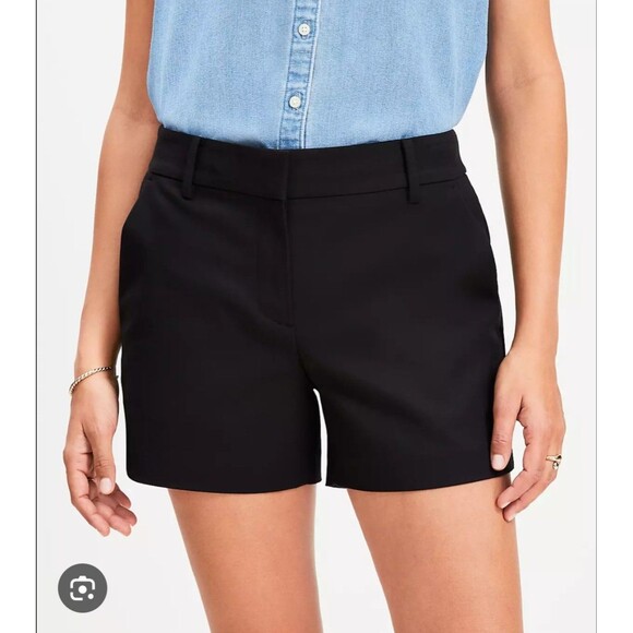 Pants - Ann Taylor Loft Riviera Shorts Size 4 Black Stretch Pockets 4" Inseam